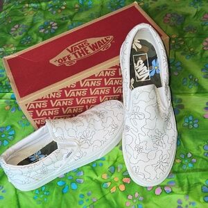 Vans White Slip-On Shoes with Black Floral Pattern